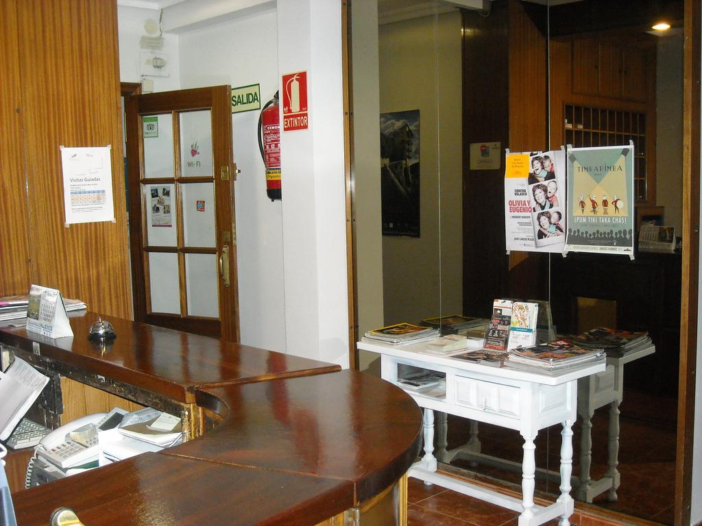 Hostal Residencia Avenida Cuenca  Kültér fotó
