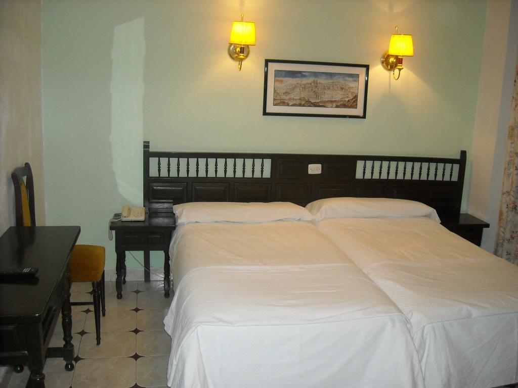 Hostal Residencia Avenida Cuenca  Kültér fotó