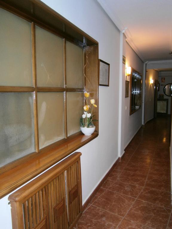 Hostal Residencia Avenida Cuenca  Kültér fotó