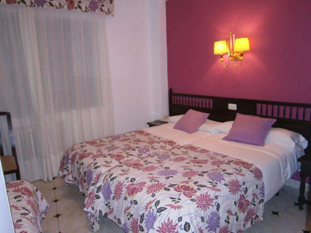 Hostal Residencia Avenida Cuenca  Kültér fotó