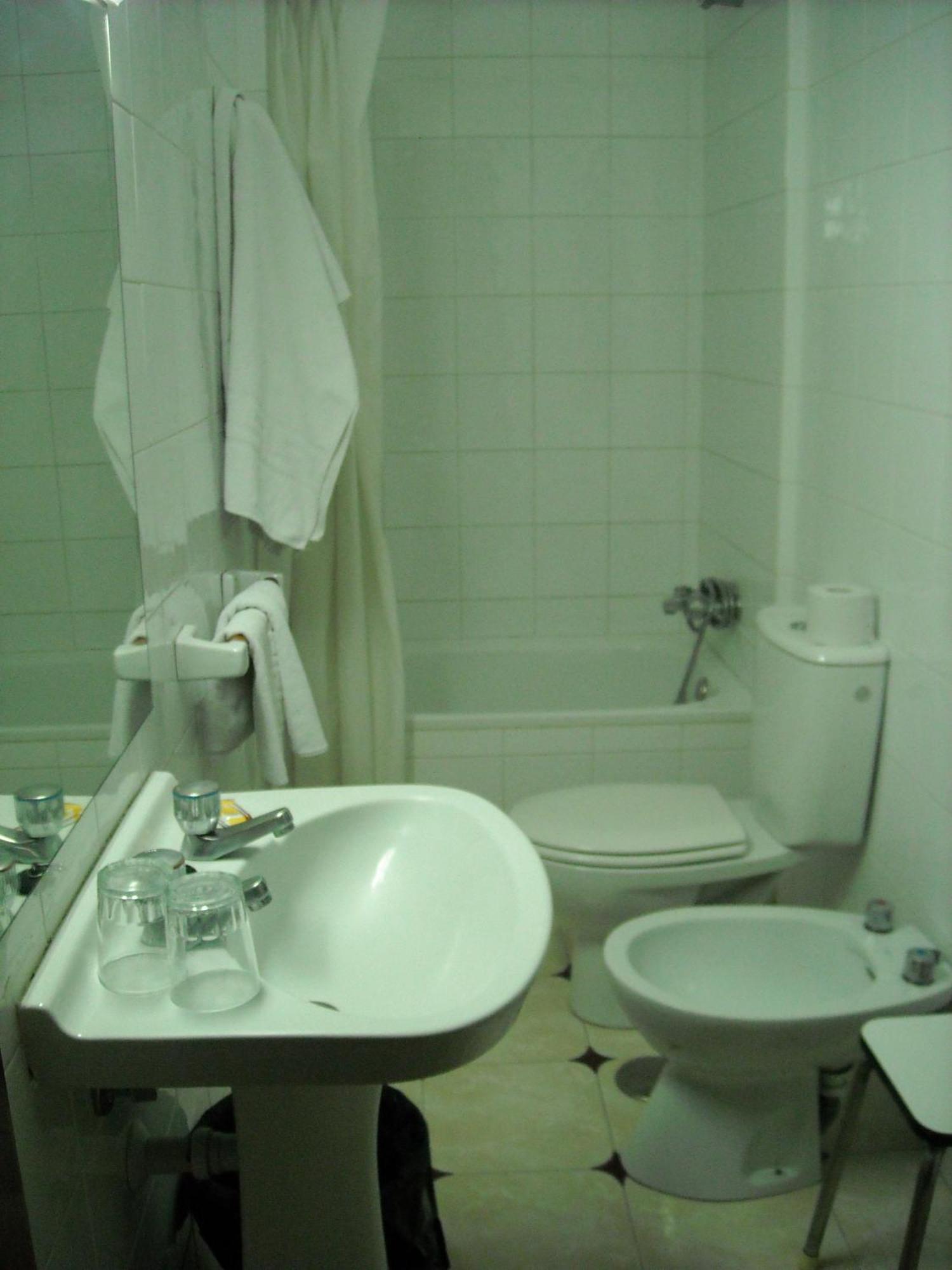 Hostal Residencia Avenida Cuenca  Kültér fotó